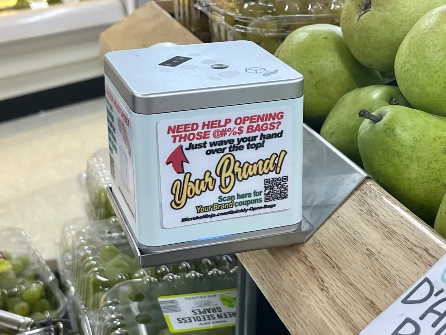 The hands-free AquaCube